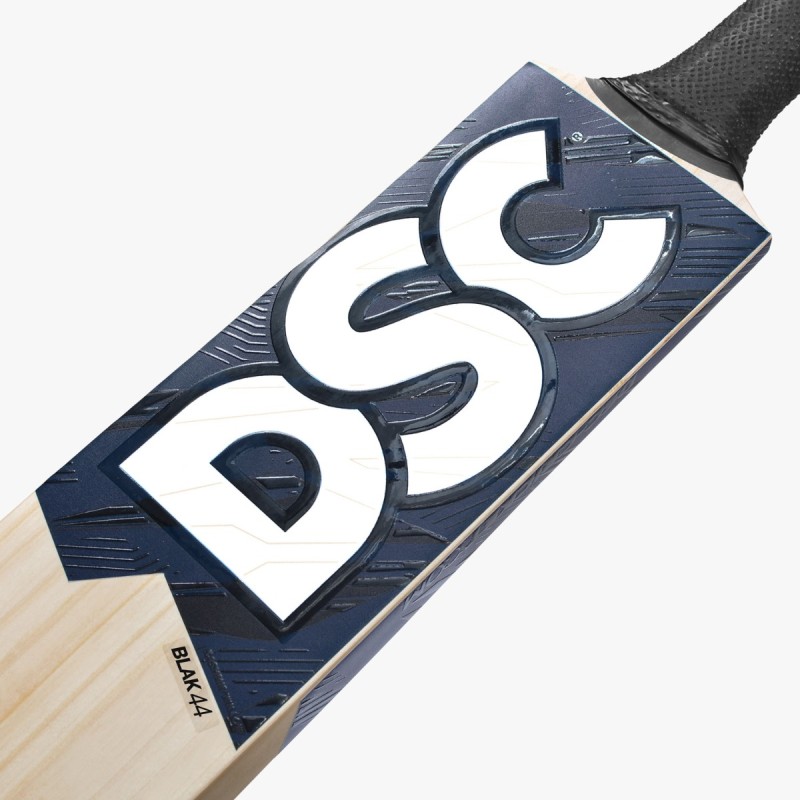 DSC BLAK 44 Kashmir Willow Bat
