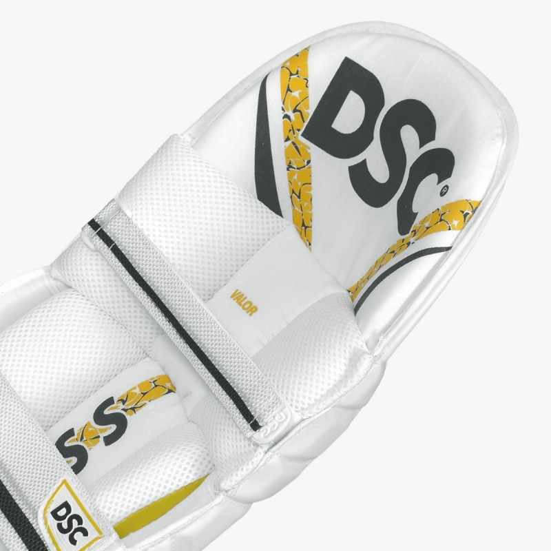 DSC Valor Batting Leg Guard