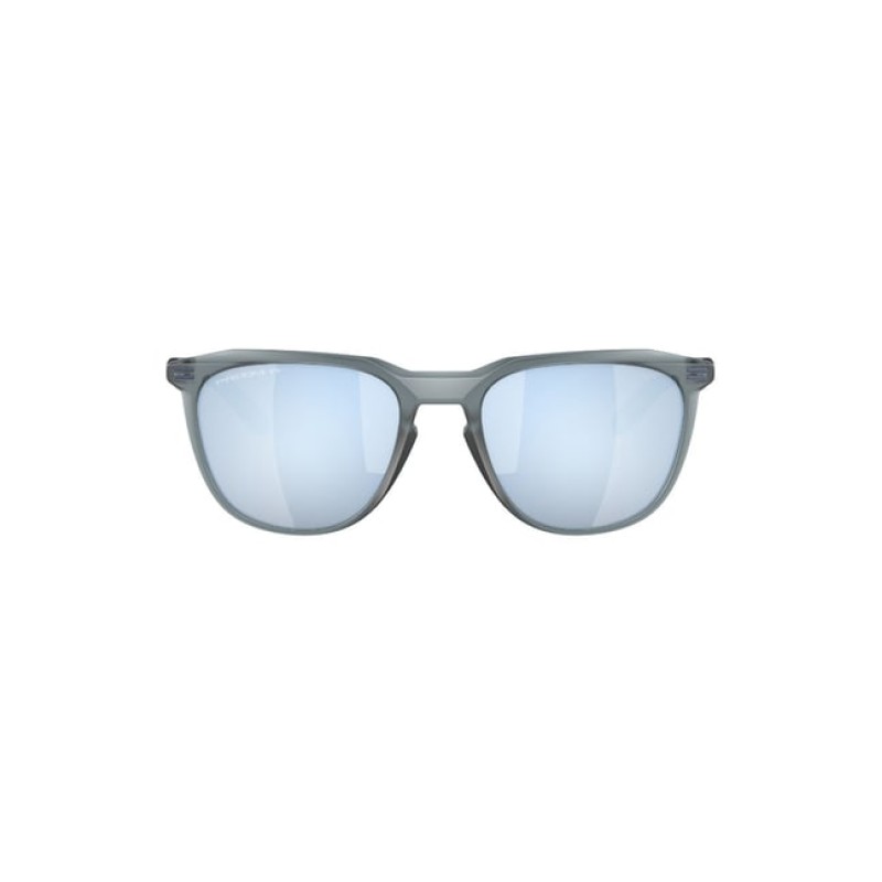 Oakley Blue Polarized Round Sunglasses for Men